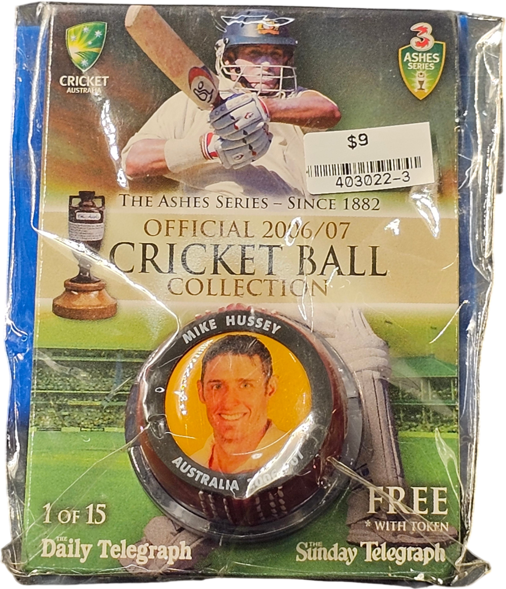 The Ashes Series Official 2006/07 Cricket Ball Collection 1 Mike Hussey - Mega Cash Sydney