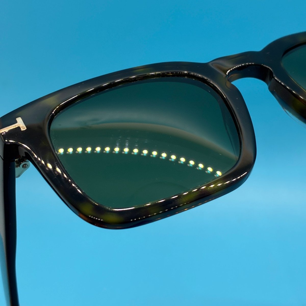 TOM FORD SUNGLASSES | DAX TF751 52N <50.22 145 3 - Mega Cash Sydney