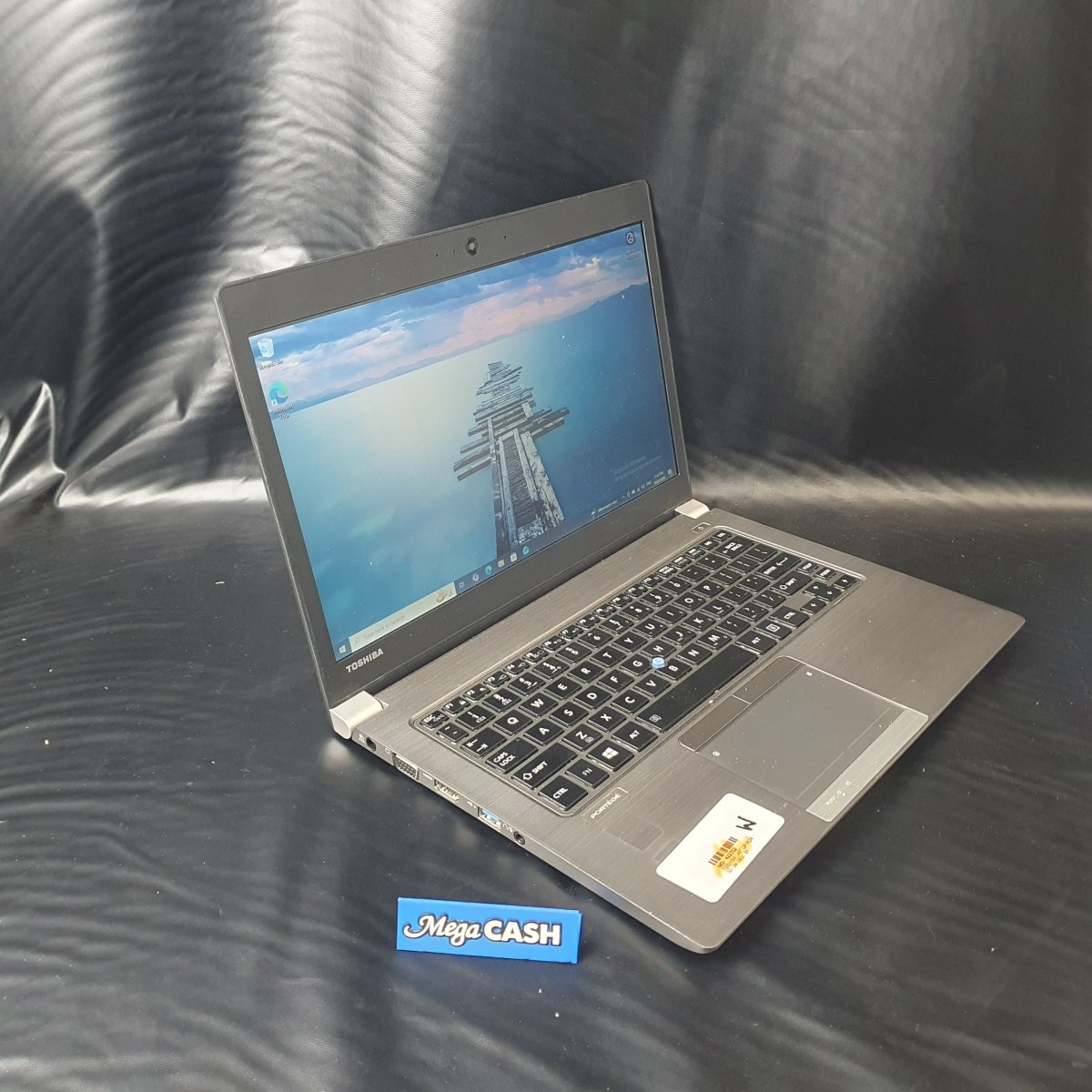 TOSHIBA - LAPTOP - PORTEGE Z30 - A - Win 10 - i5 - 4200U - 4GB/128GB - Mega Cash Sydney