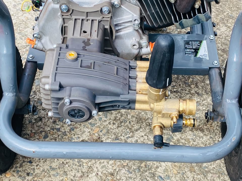 Typhoon TINDPW6400T 16.0HP 6400PSI Petrol High Pressure Washer W/ Turbo Head - Mega Cash Sydney
