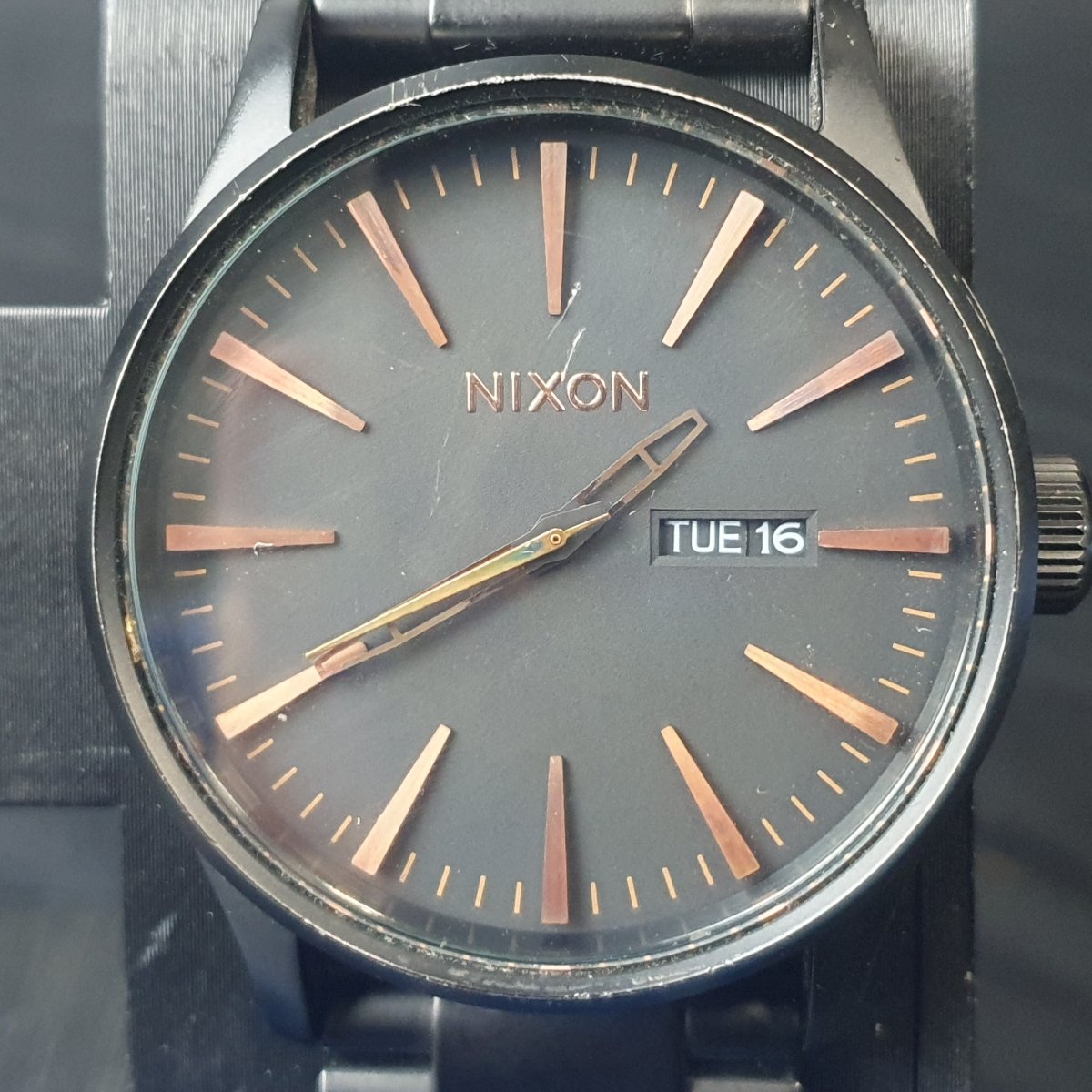 UNISEX - NIXON - ANALOGUE WATCH - THE SENTRY SS - BLACK STEEL BAND - Mega Cash Sydney