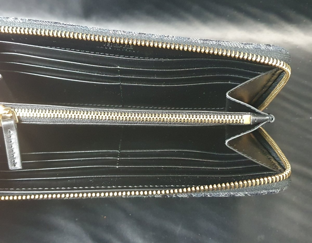 VERSACE - Embroidery Jacquard Zipper Wallet - Mega Cash Sydney