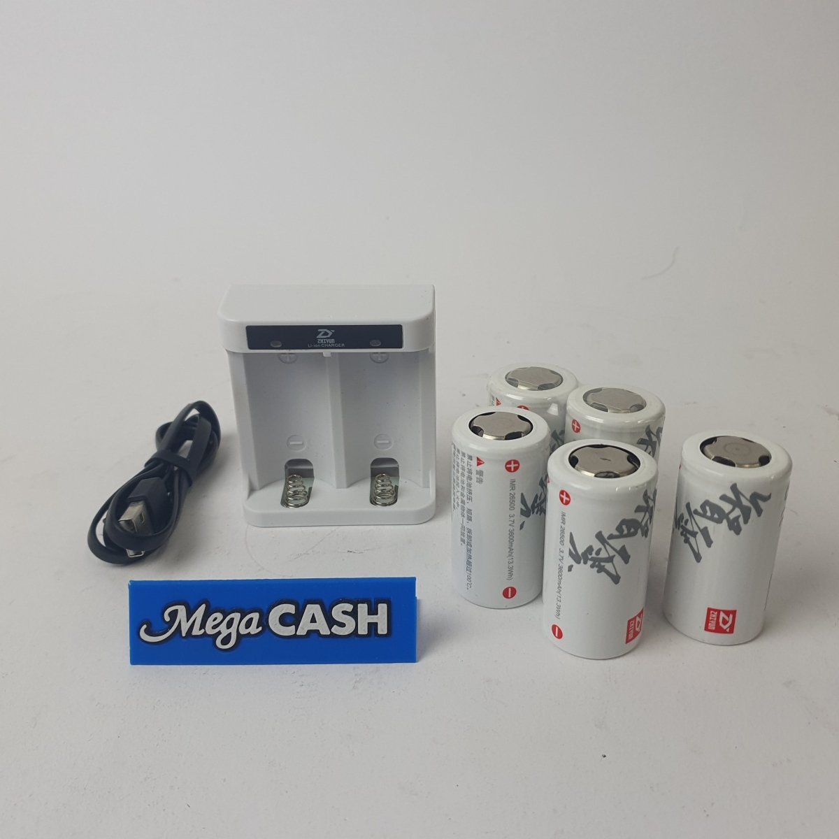 ZHIYUN - GIMBAL CRANE - 6AB00C - YH579 - WITH BATTERIES AND CHARGER IN HARD CASE - Mega Cash Sydney