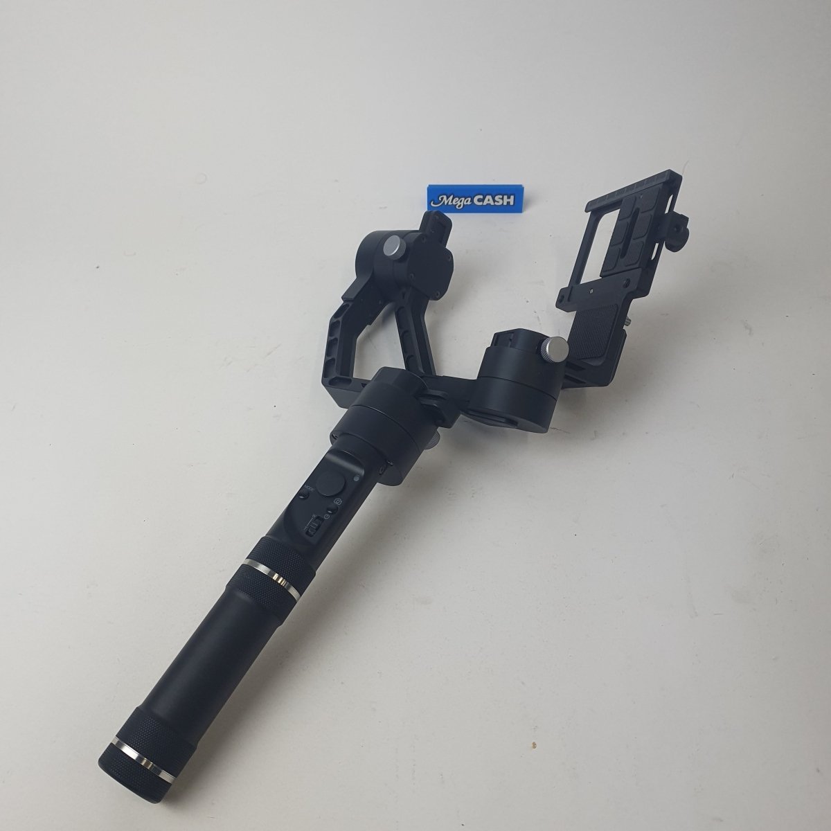ZHIYUN - GIMBAL CRANE - 6AB00C - YH579 - WITH BATTERIES AND CHARGER IN HARD CASE - Mega Cash Sydney